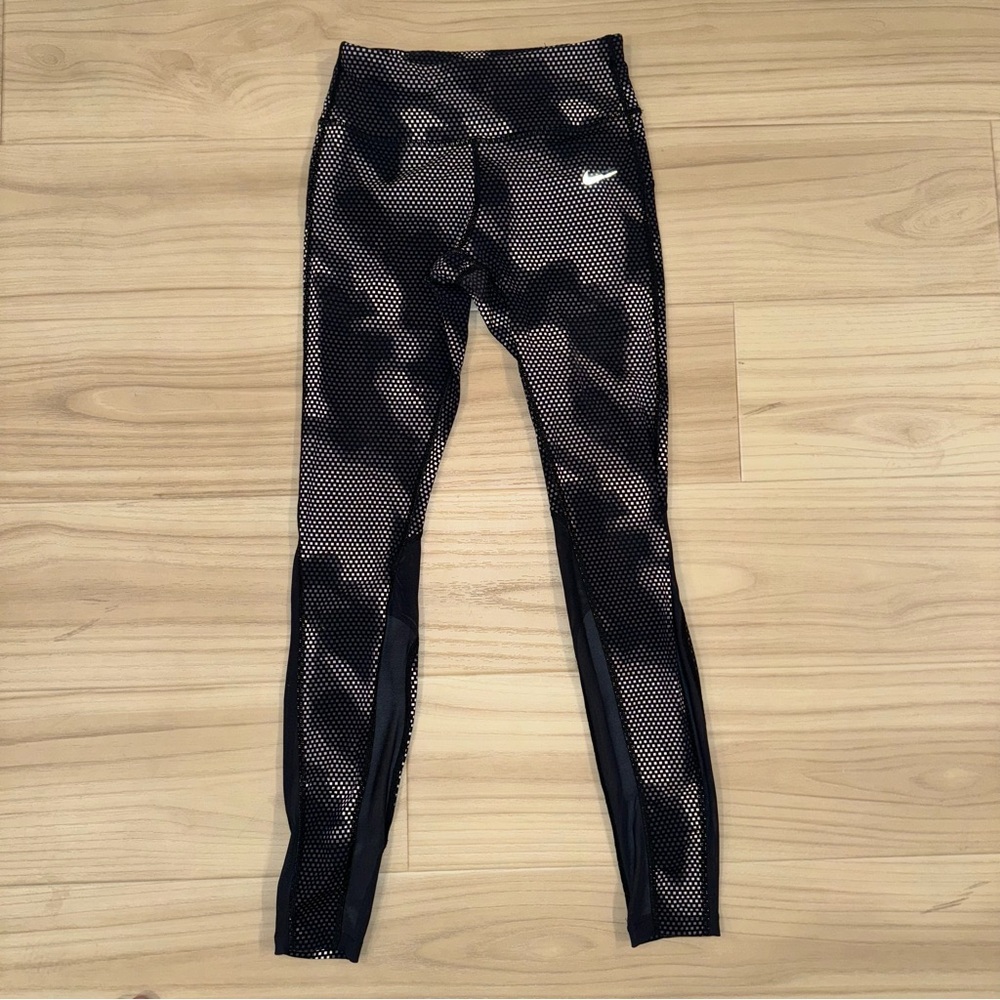 Nike leggings - Picture 2 of 11